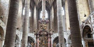 Türen öffnen im Advent – die Tür zur Franziskanerkirche!