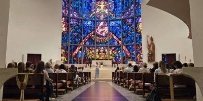 Interreligiöse Eröffnungsfeier des ABZ St. Josef in der Pfarrkirche Herrnau
